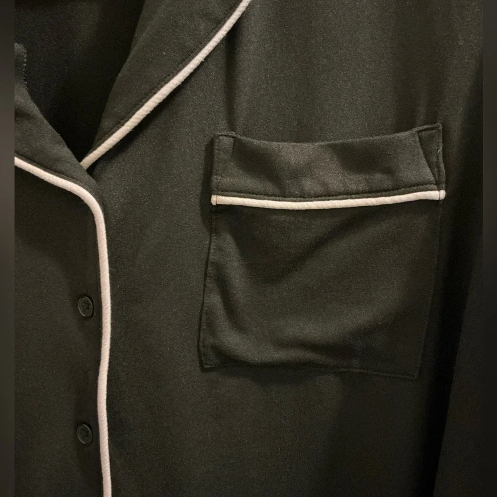 Women's Black Pajama / Loungewear Set with Lavender colored Trim - Picture 5 of 14